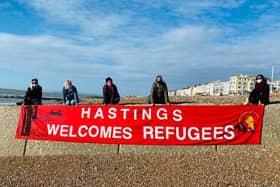 Hastings welcomes refugees SUS-220615-142640001