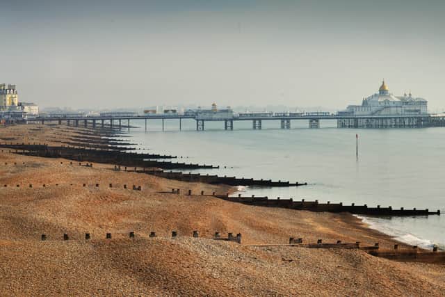 File: Eastbourne seafront/Eastbourne beach/Eastbourne pier SUS-210324-130110001