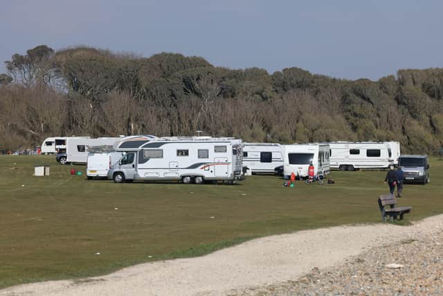 Travellers move into Goring Gap, Worthing SUS-210421-093514001
