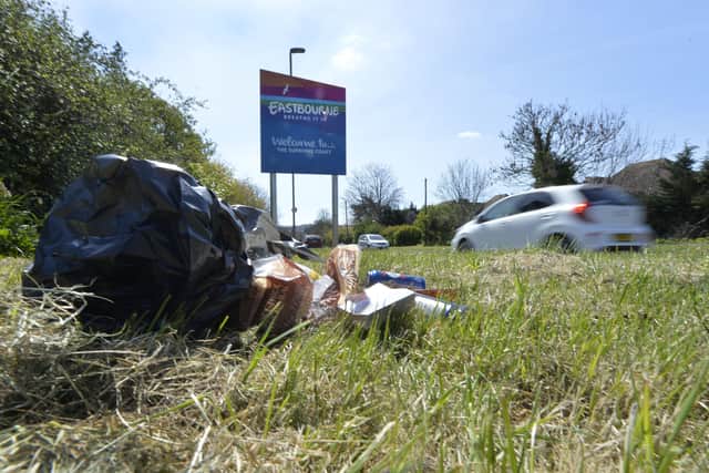 Rubbish and litter on roads leading in to Eastbourne (Photo by Jon Rigby) SUS-210427-102153001