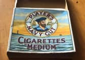 Dee Day cigarette badge SUS-210517-124532001