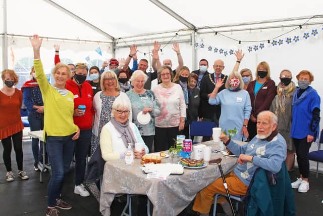 Arundel Lido launches Elevenses, The Community Cuppa. Photo by Derek Martin DM21050183a