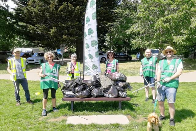 Volunteers from the Friends of Horsham Park collected 20 bags of rubbish at the weekend SUS-210806-110711001