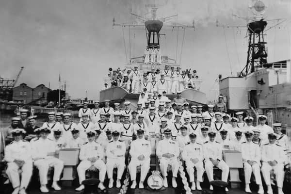 The crew of the HMS Alert.

Leonard Hudson is standing straight top row to the left. SUS-210906-115710001