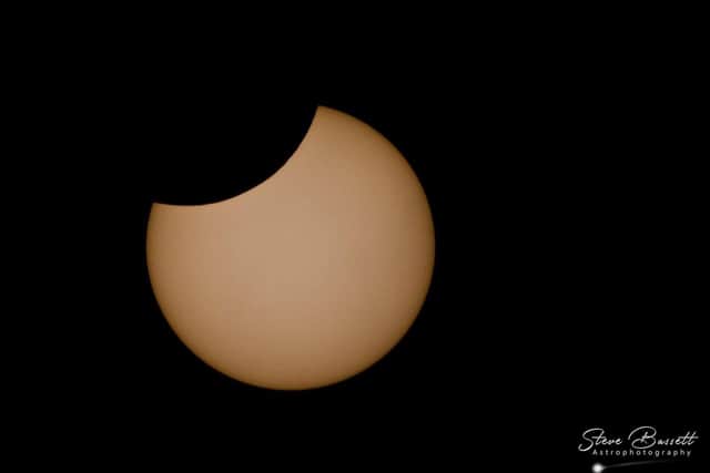 The partial solar eclipse above Worthing. Pic: Steve Bassett Astrophotography SUS-211006-161831001