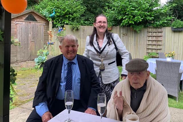 Wykeham House, in Horley, recently welcomed Cllr Samantha Marshall, the newly appointed Cllr and Mayor of Horley, for a garden party and afternoon tea with residents and guests of the home. Pictures courtesy of Barchester Healthcare Ltd