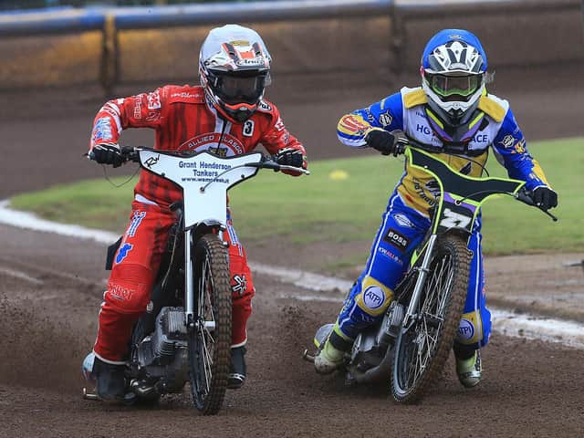 Close racing between Eastbourne Eagles and Glasgow Tigers at Arlington / Picture: Mike Hinves