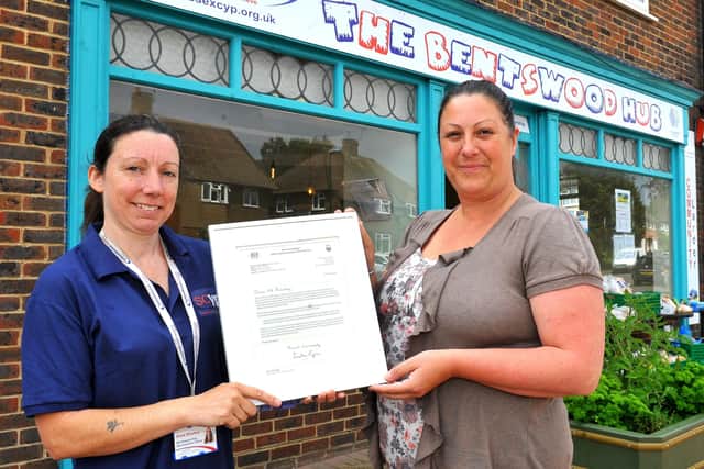 Anna Sharkey and councillor Rachel Cromie with the letter from Mrs Susan Pyper. Picture: Steve Robards.