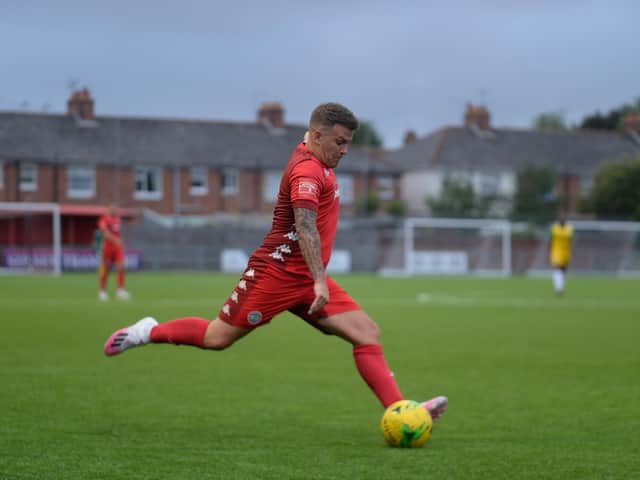 Dean Cox on the ball for Worthing in the win over Welling / Picture: Marcus Hoare