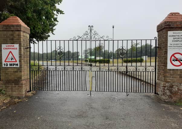 The gates of Horntye Park in Hastings SUS-200628-190508001