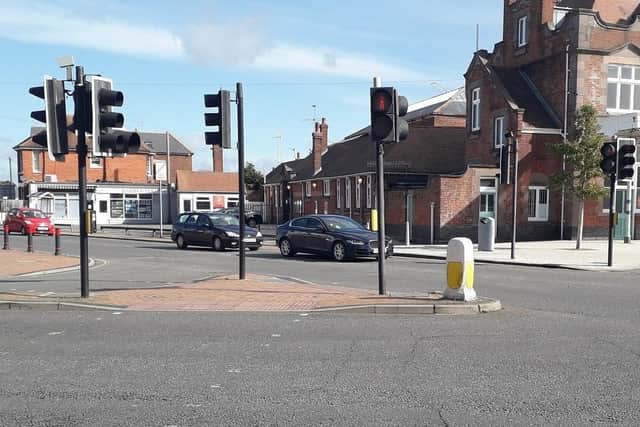 the busy Canada Grove/Longford Road junction in Bognor Regis and the existing traffic lights