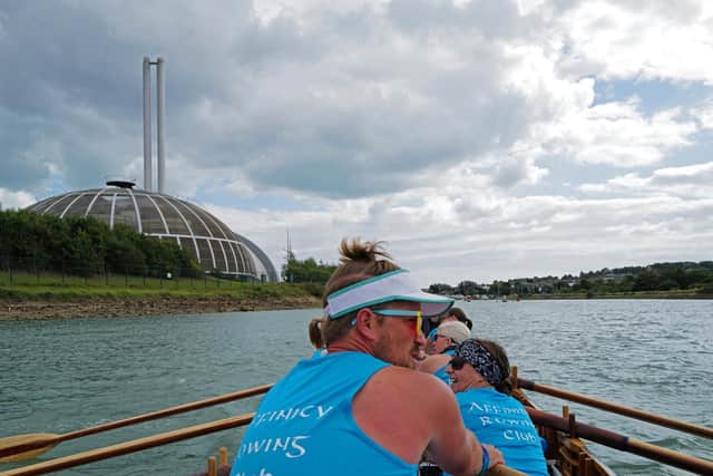 Rowers enjoy the action / Picture: Martin Sinnock
