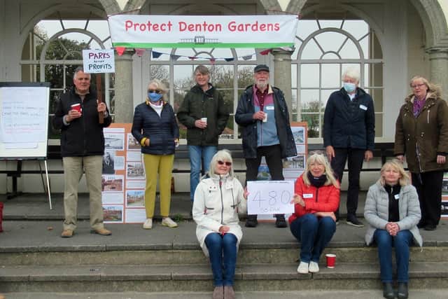 Back in May 2021, Jim Deen (at back 4 th from left) with local residents collecting signatures for the petition
