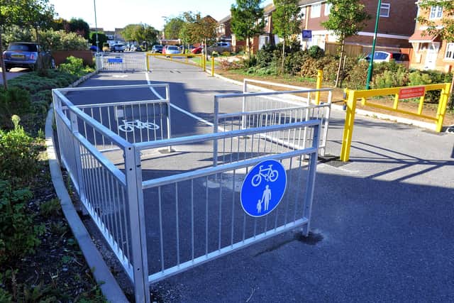 Controversial barriers can stay in Felpham, say Arun planners
