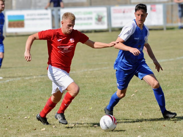 Action from Shoreham's 1-1 draw with Arundel at Middle Road | Picture: Stephen Goodger