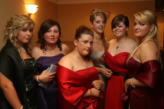 Arriving for the St.Brigid's College, Carnhill, annual formal held at the Everglades Hotel are from left, Carolanne Coyle, Laura McLaughlin, Bernadette Meehan, Alana Williams, Yvonne Williams and Cheryl Green. (0312T04).