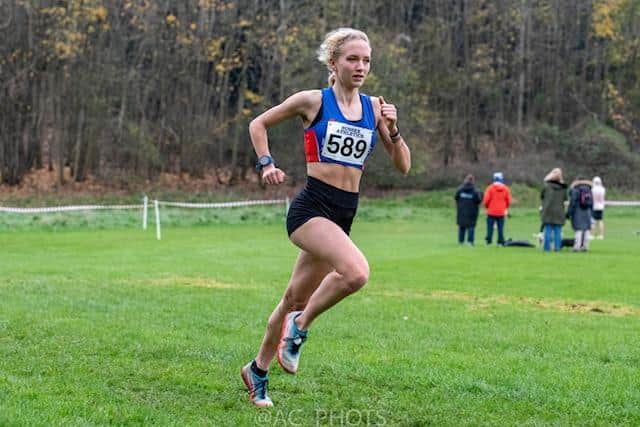 Rae Le Fay in cross country action for Hastings AC