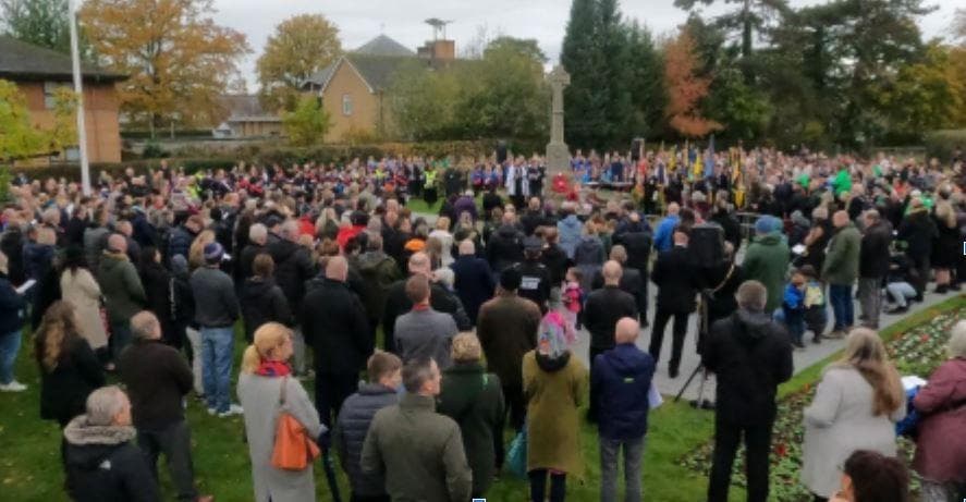 Horley's annual Remembrance Day Parade and Service ... 