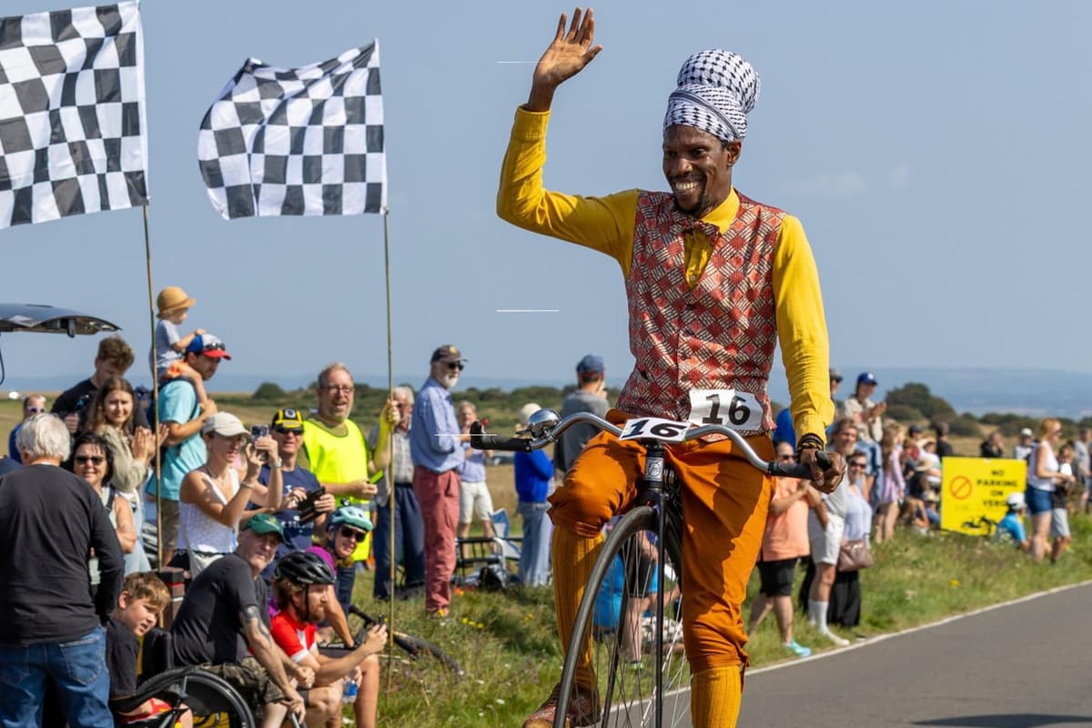 In 24 pictures: Eastbourne holds annual Beachy Head World Championship ...
