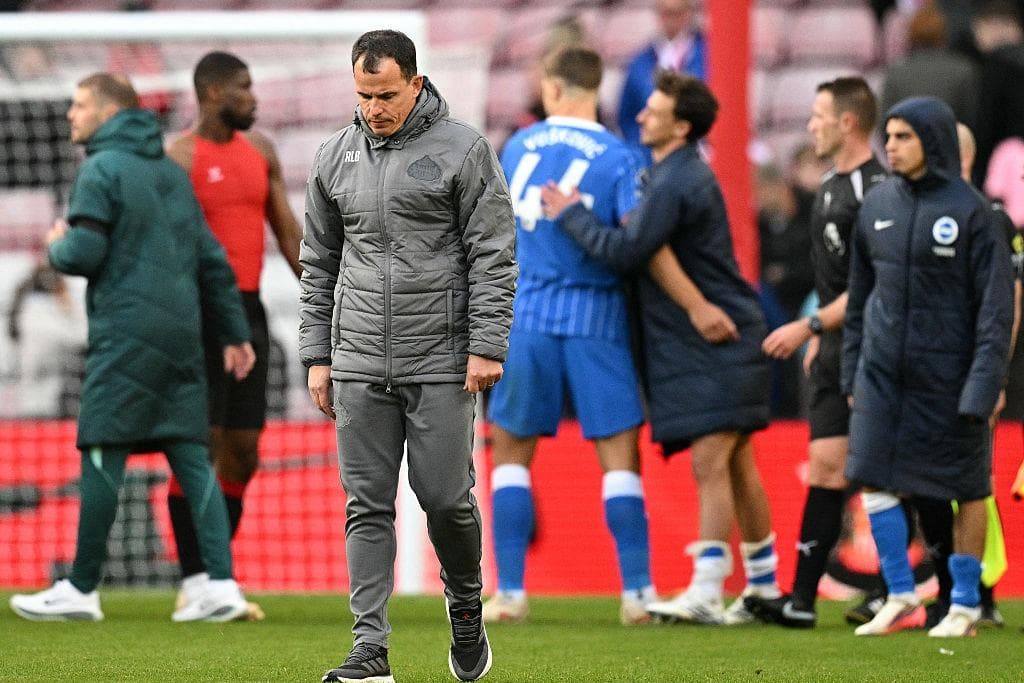 „Momentum“ – | Sunderland-Trainer gibt nach schmerzhafter Niederlage gegen ...