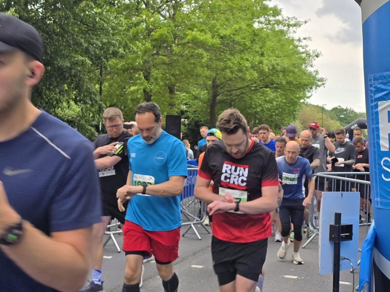 Run Gatwick 2026 half marathon and 5k