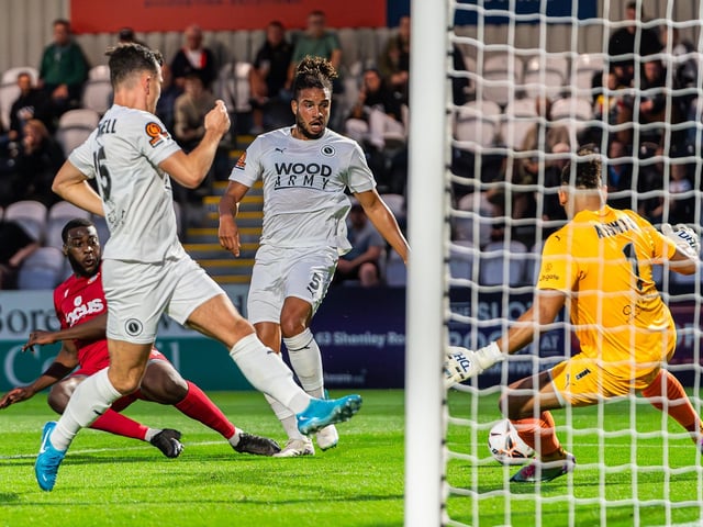 Boreham Wood v Worthing in National League South