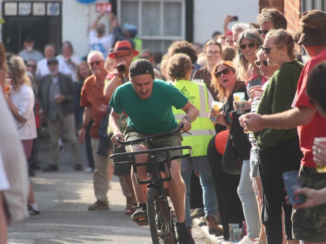 Hastings Old Town Carnival Week 2025: Bike Race. Photo by Roberts Photographic.