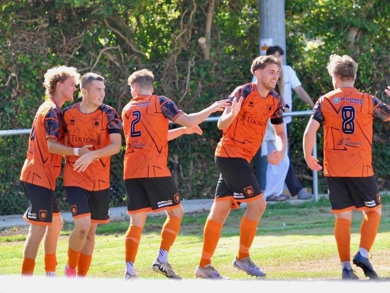 Mile Oak v Arundel, SCFL Division 1