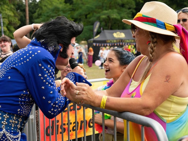 Crawley Pride 2022 - Picture by Geoff Nichols Photography | Instagram @geoffnphoto | Twitter @geoffnicphoto