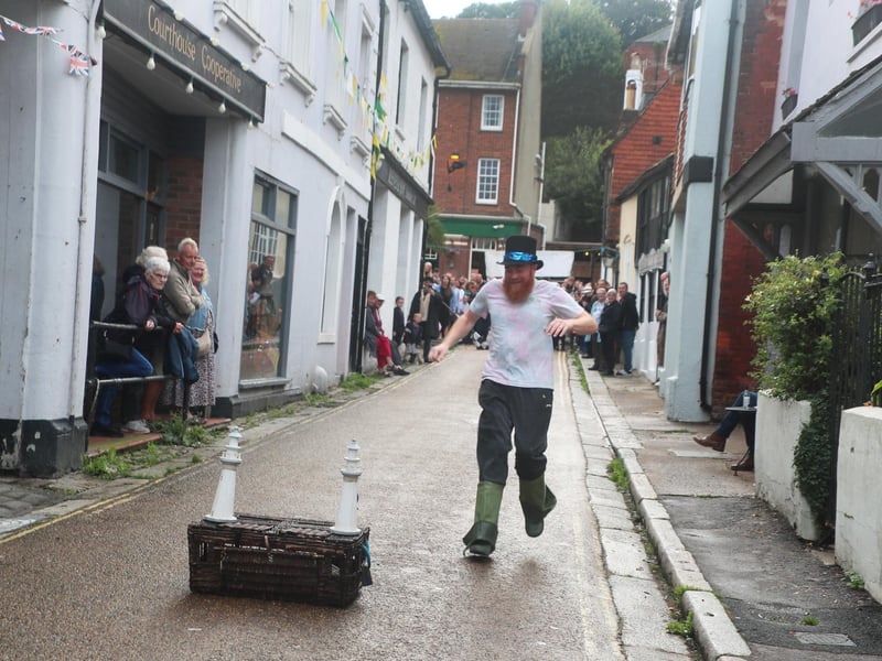 Seaboot Race in Hastings Old Town on July 31 2023. Photo by Roberts Photographic.