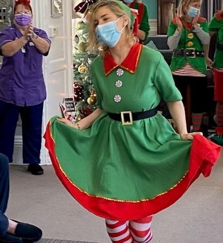 Elf Rivka at Westergate House