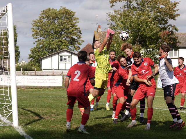 Pagham v Newport IOW, FA Vase