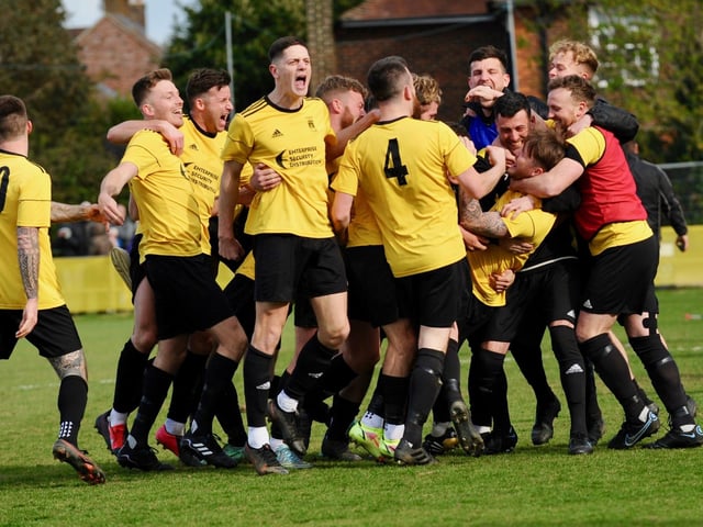 Littlehampton Town v Loughborough Students, FA Vase semi-final, 2022