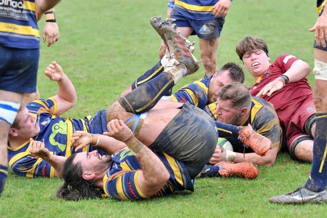 Action from Worthing Raiders' win over Westcliff at Roundstone Lane in National two east