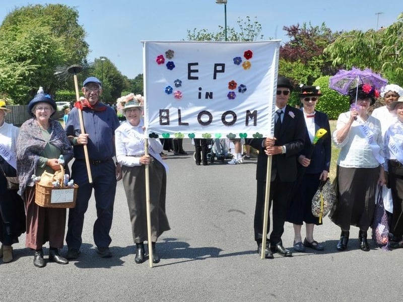 The floats and walking groups proceeded through the village in colourful and imaginative costumes with crowds of spectators lining the streets to cheer them on