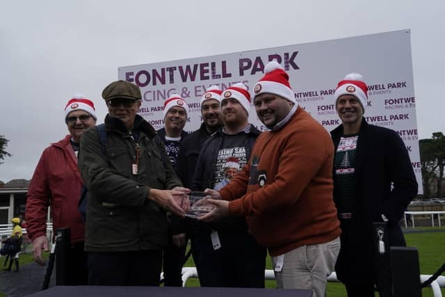 Christmas Jumpers Raceday at Fontwell Park 2025