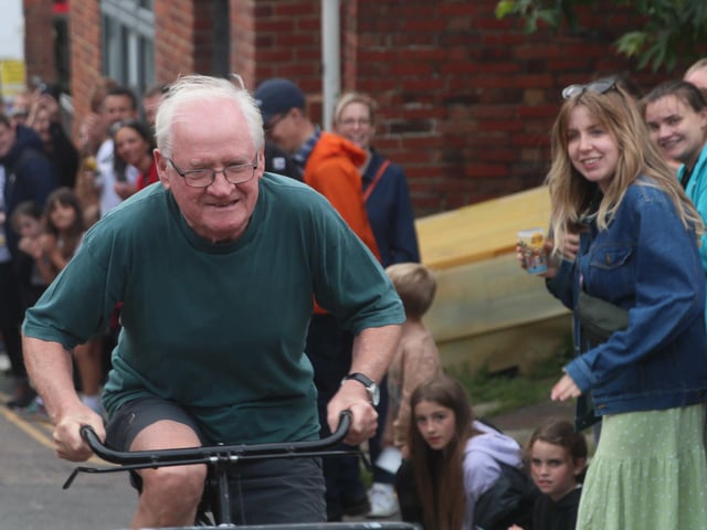 Hastings Old Town Carnival Week 2023: Bike Race. Photo by Roberts Photographic.