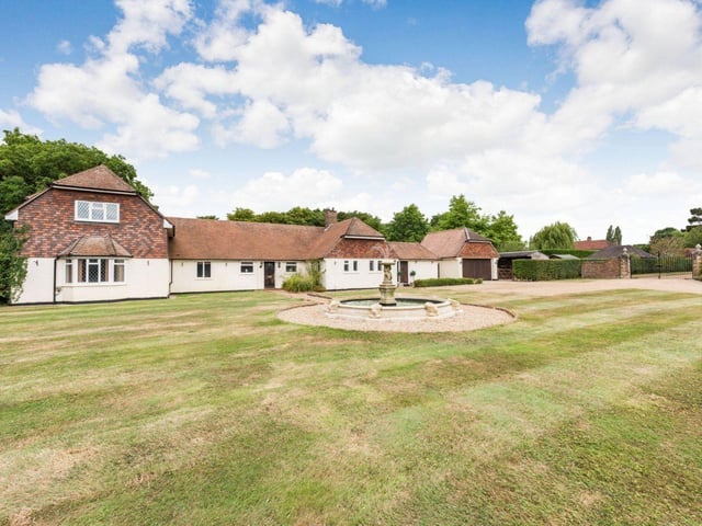 Hayes Lane, Slinfold, Horsham, West Sussex RH13