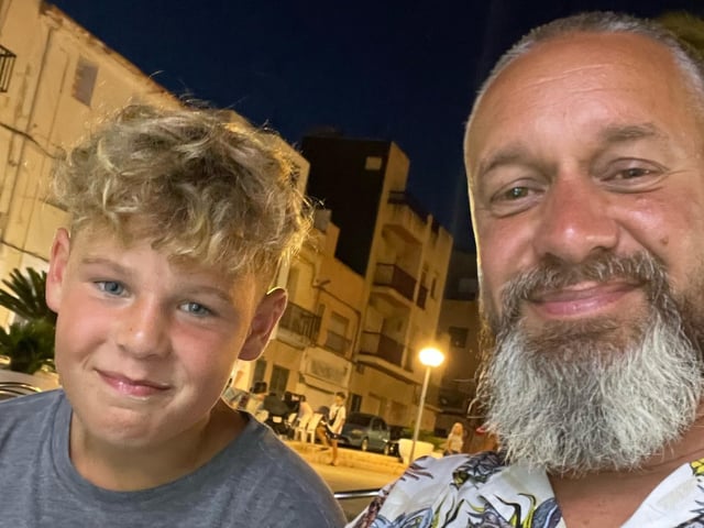 Harry with his dad, Lee