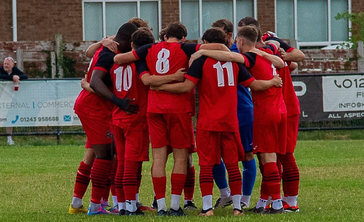 Wick defy elements and red card to beat Little Common
