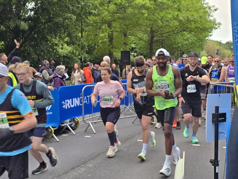 Run Gatwick 2026 half marathon and 5k