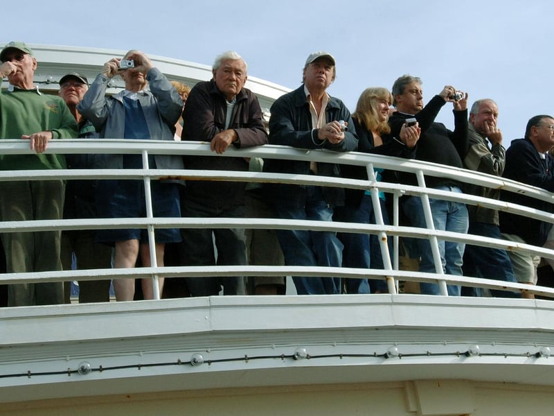 The watching crowd on Worthing Pier in September 2008