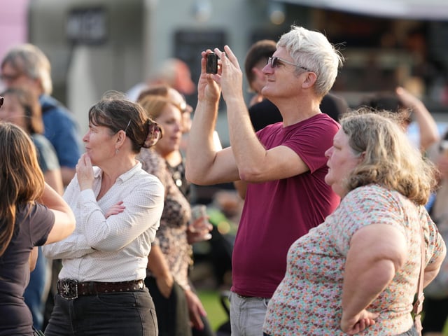 Hundreds enjoy return of free Worthing music festival BroadFest – In Pictures