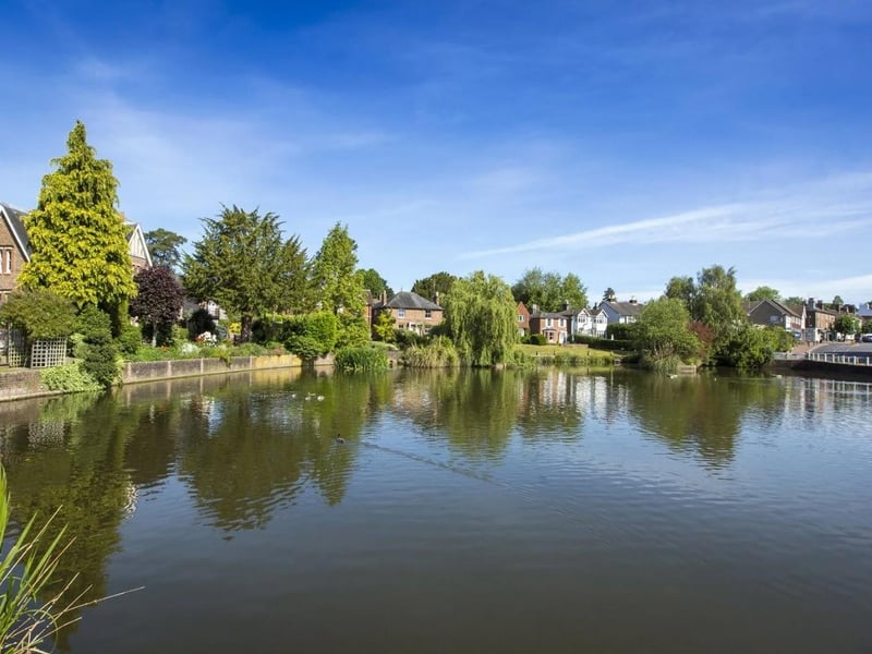 The Beeches is an attractive development of modern family houses built by Croudace Homes