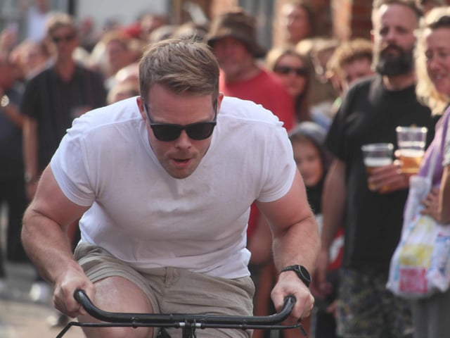 Hastings Old Town Carnival Week 2025: Bike Race. Photo by Roberts Photographic.