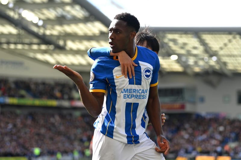 Danny Welbeck scored as Brighton drew 3-3 with Brentford in the Premier League