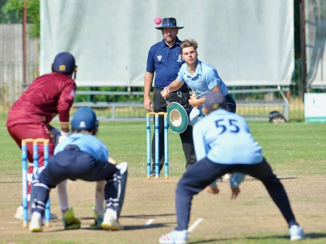 Worthing beat Preston Nomads 2nd XI to guarantee Division 2 safety on Saturday. Photographer Stephen Goodger was there to catch the action