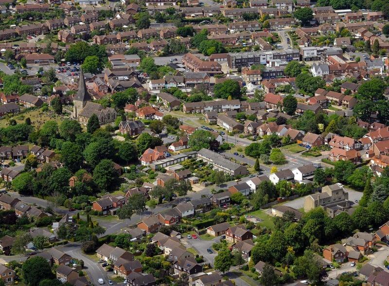 Households in Billingshurst have an average annual income after tax of £50,300