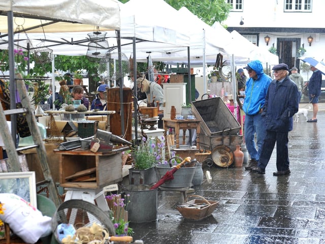 Vintage Fair at Midhurst on Saturday 22nd July. SR2307221 Photo by S Robards/National World