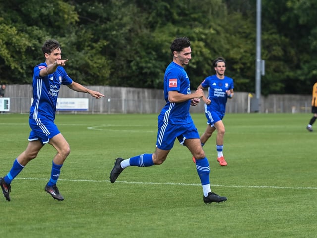 East Grinstead Town v Hassocks, Isthmian south east division